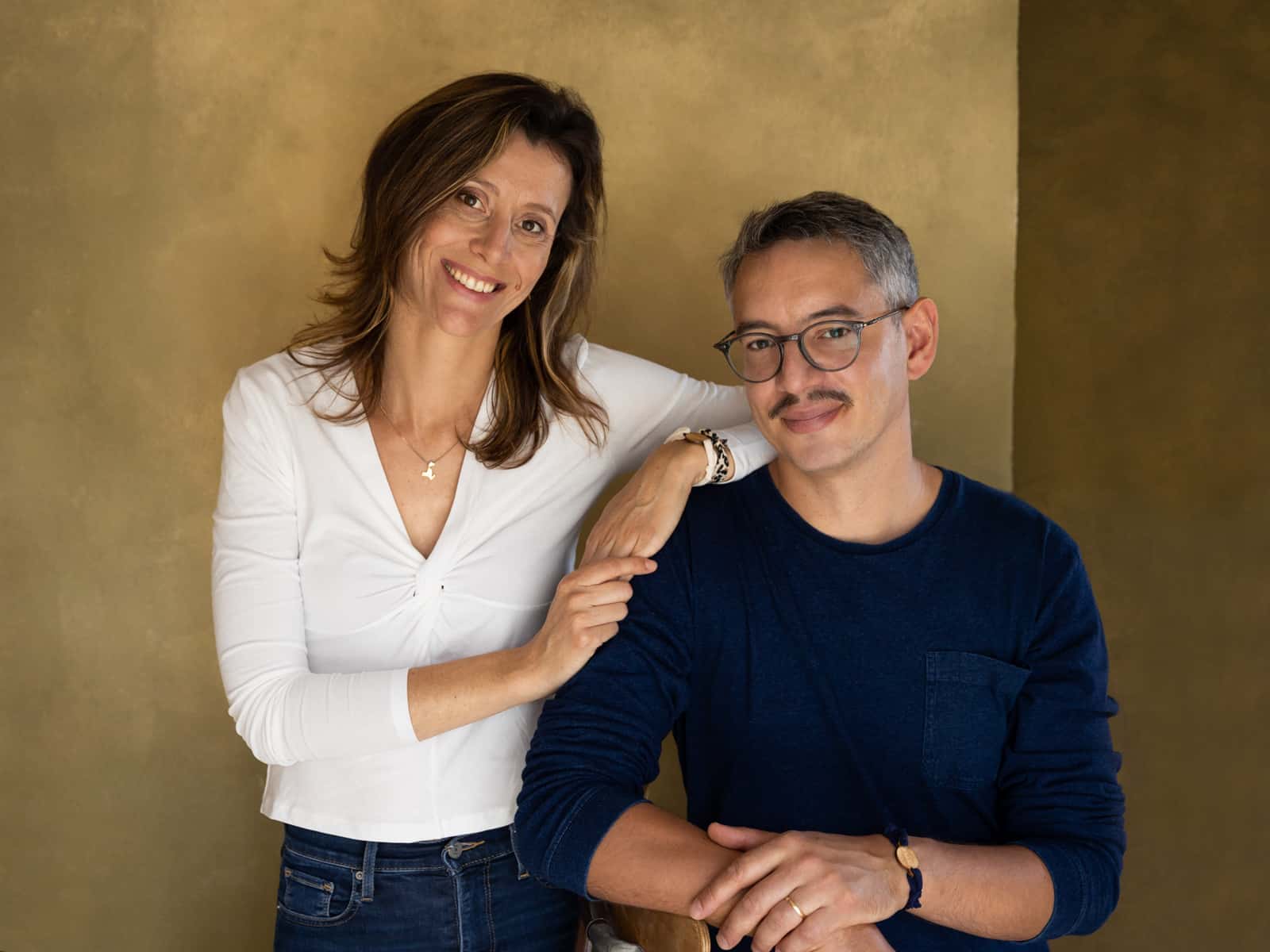portrait des créateurs de la marque de cosmétiques naturels WAWAWA : Arabelle et Rémy
